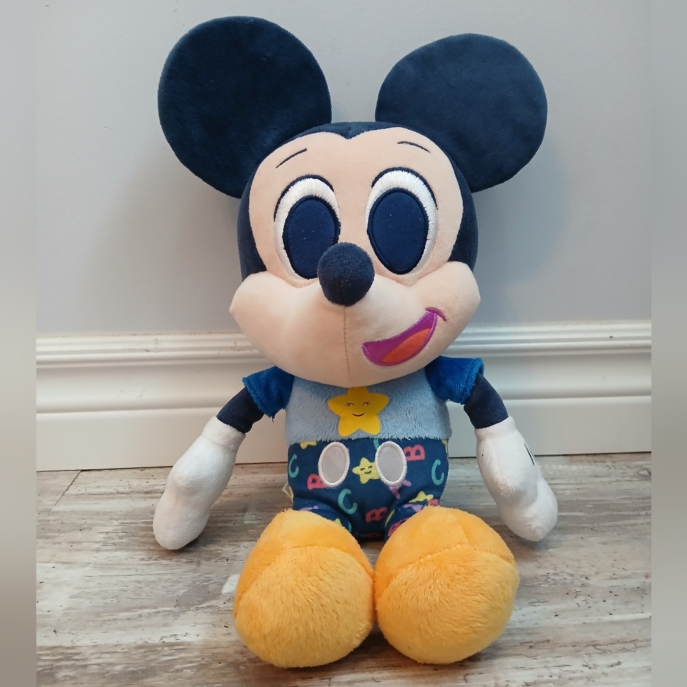 Disney Junior Lullabies Bedtime Mickey Mouse Plush • Musical Sleepy Time Toy •